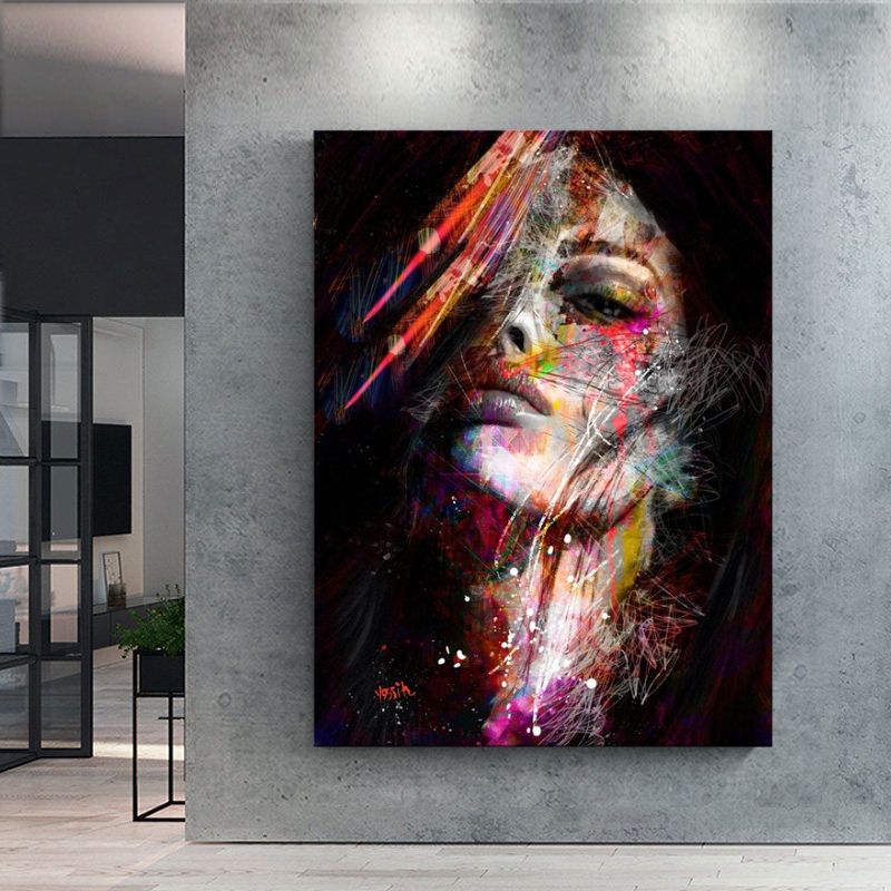 Street Art Visage Wall Art Canvas Print